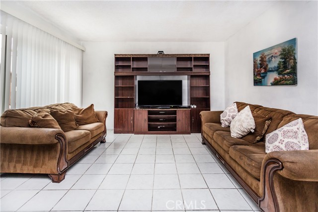 MLS #PW25132382 image #5