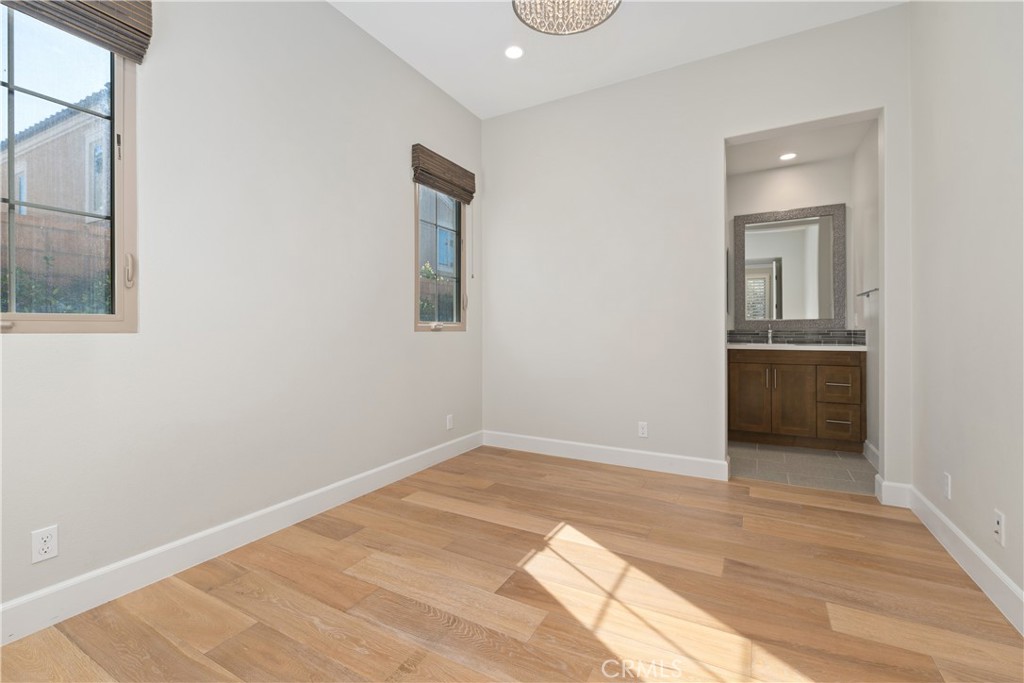 MLS #PW25135575 image #16