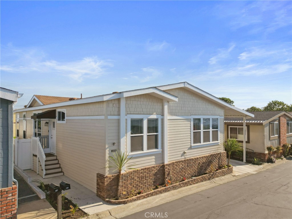 MLS #PW25136204 image #1