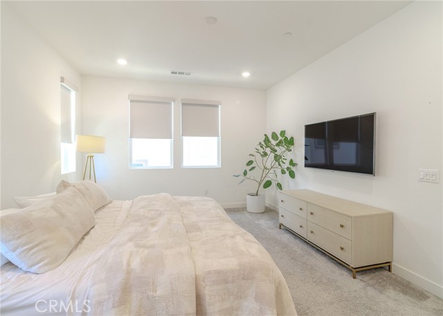 MLS #PW25136745 image #4