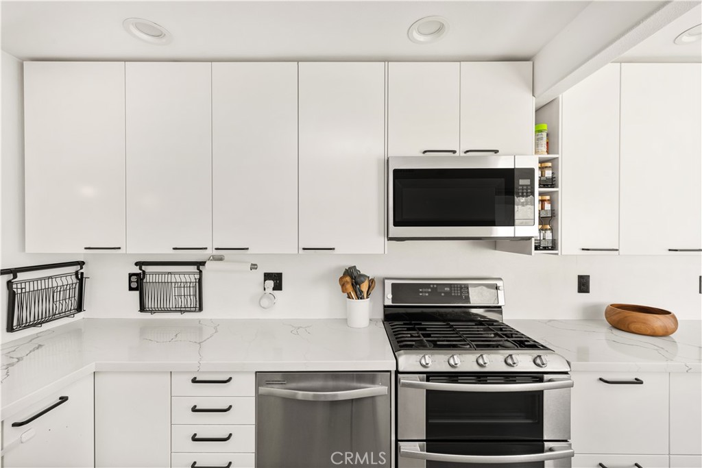 MLS #PW25137703 image #16