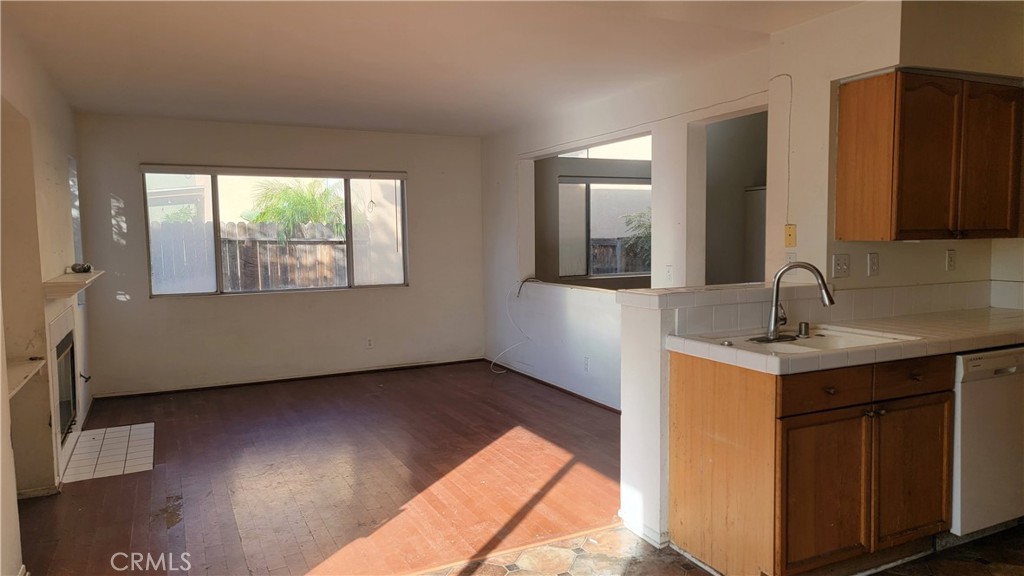 MLS #PW25141461 image #2