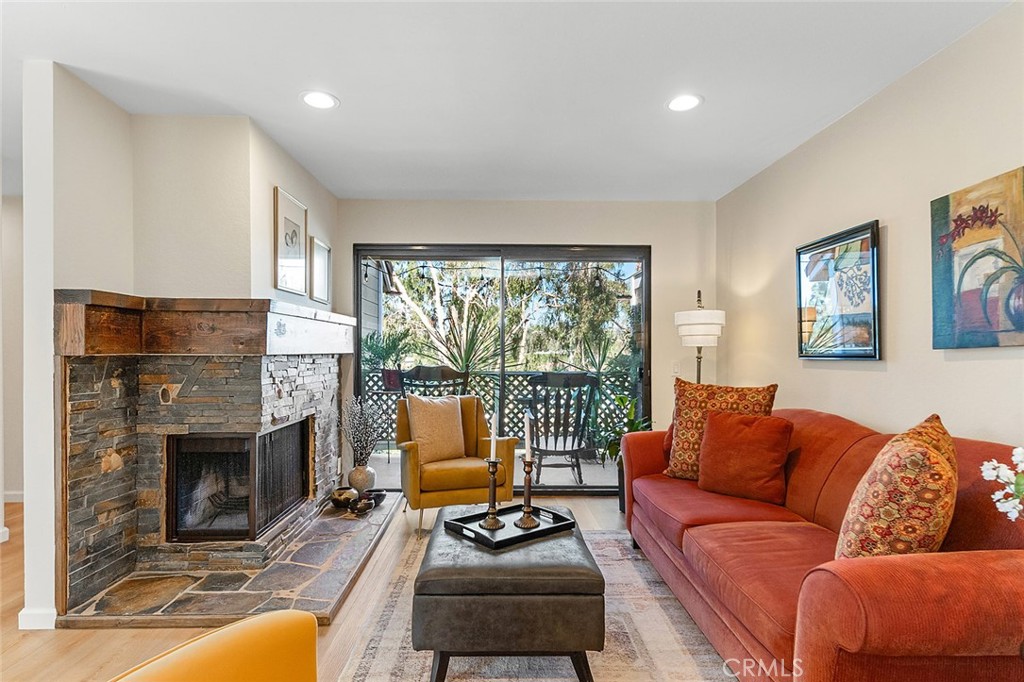 MLS #PW25148729 image #1