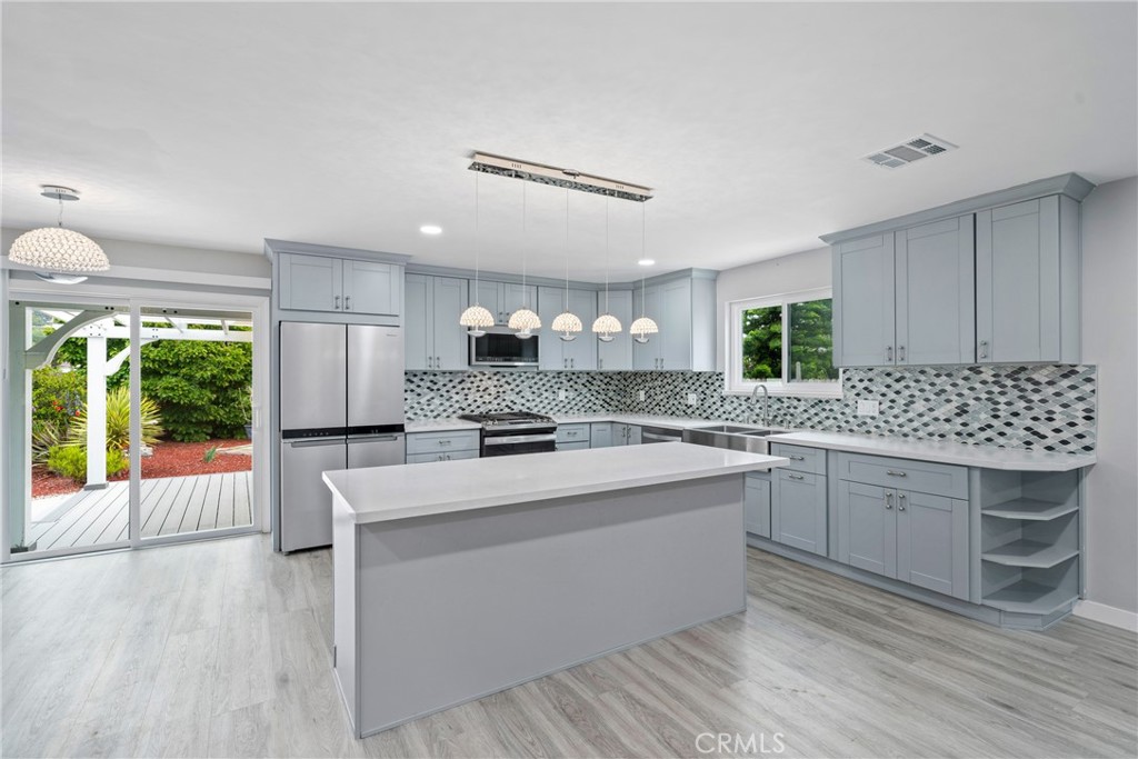 MLS #PW25148732 image #1