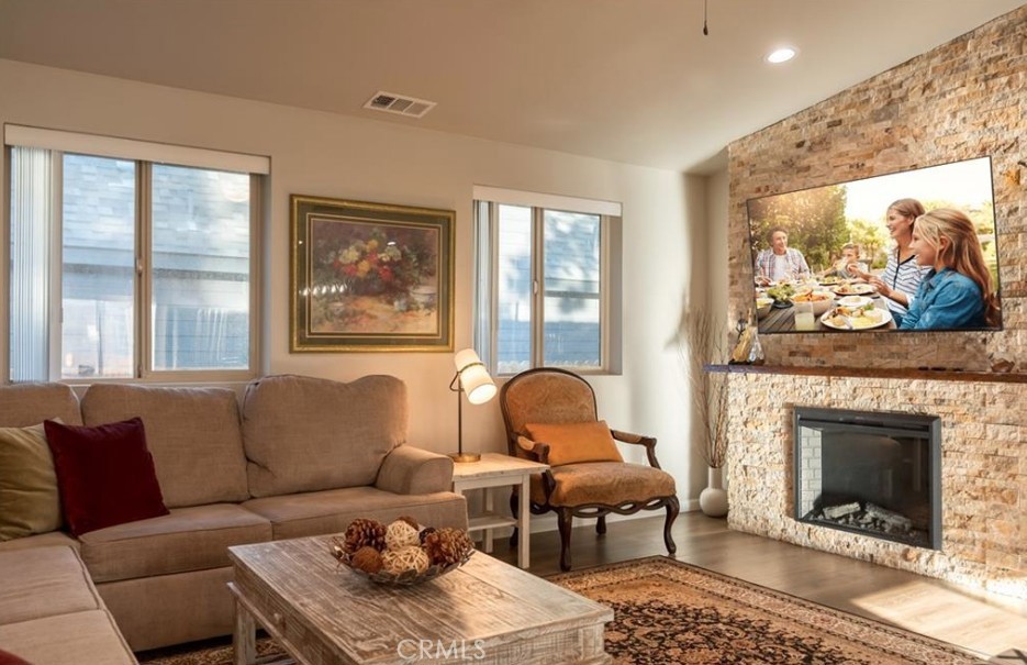 MLS #PW25149811 image #6