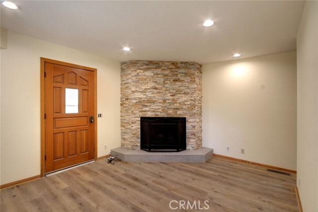 MLS #PW25150996 image #2