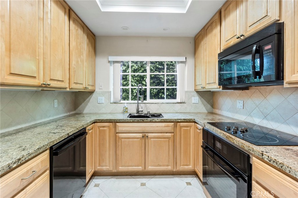 MLS #PW25151685 image #13