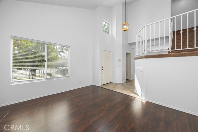 MLS #PW25152278 image #1