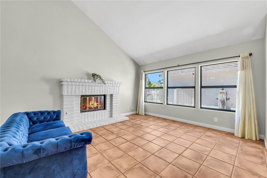 MLS #PW25153720 image #8