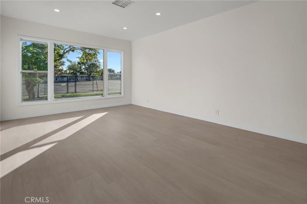 MLS #PW25155449 image #4