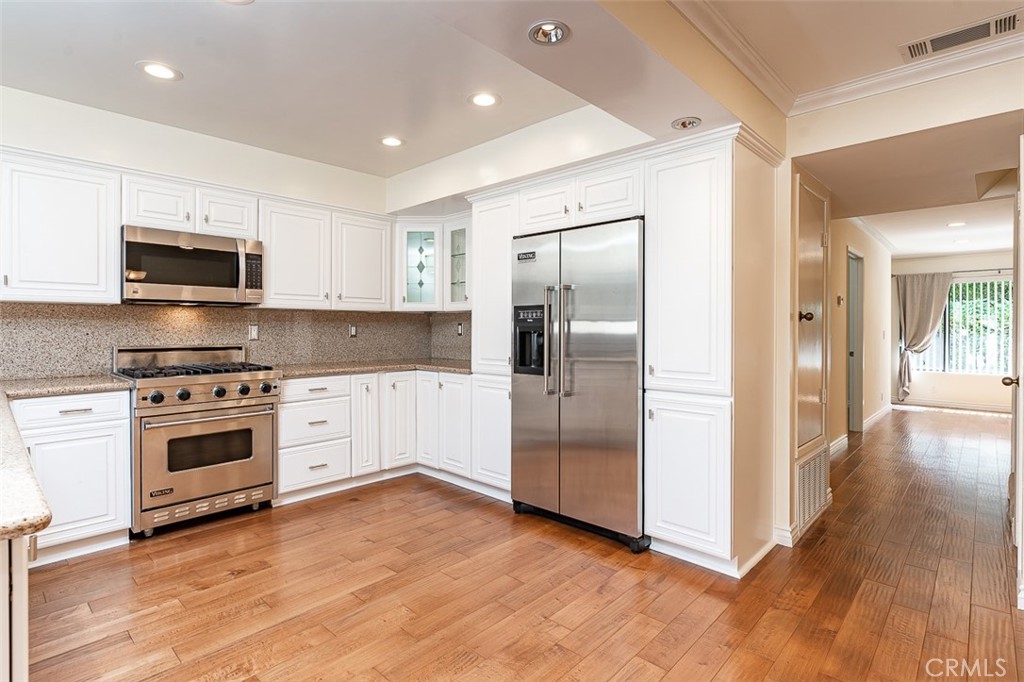 MLS #PW25157602 image #2