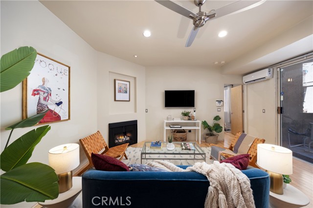 MLS #PW25158737 image #1