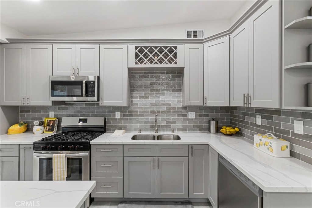 MLS #PW25158816 image #3