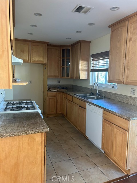 MLS #PW25160257 image #5