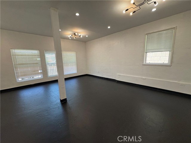 MLS #PW25161197 image #5