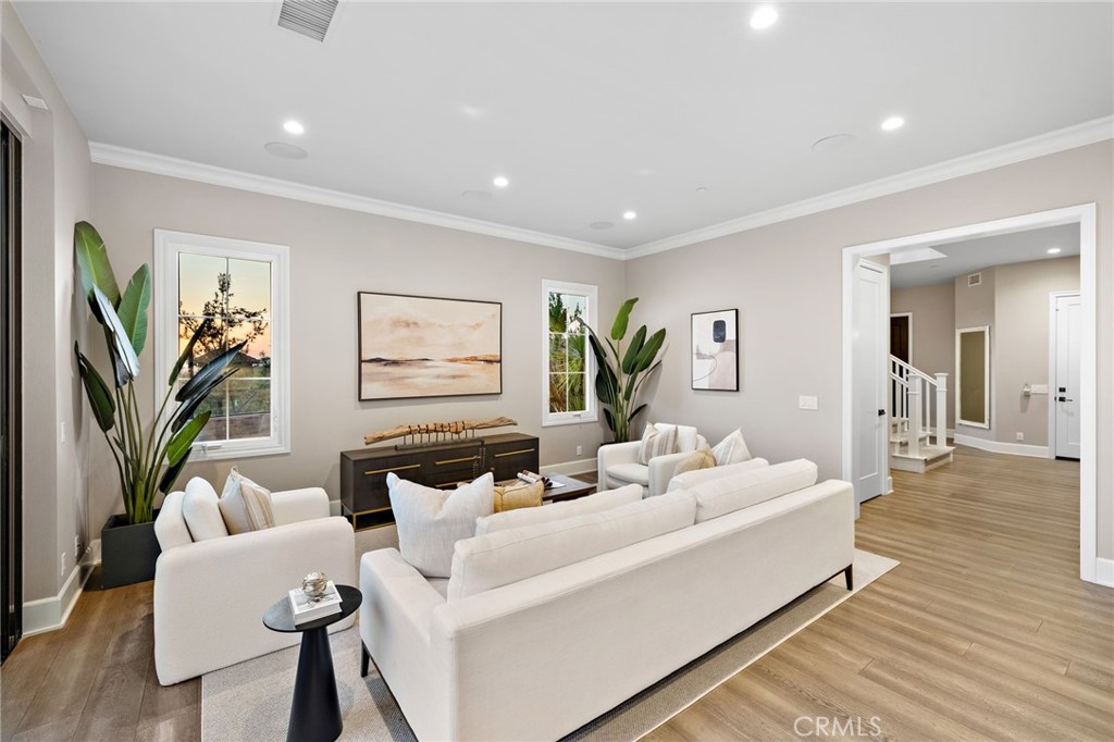 MLS #PW25162847 image #6