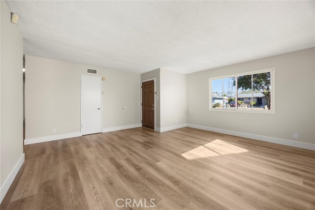 MLS #PW25172426 image #3