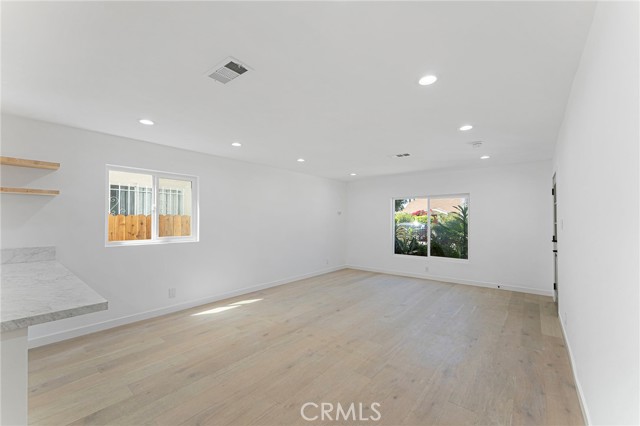 MLS #PW25172576 image #5