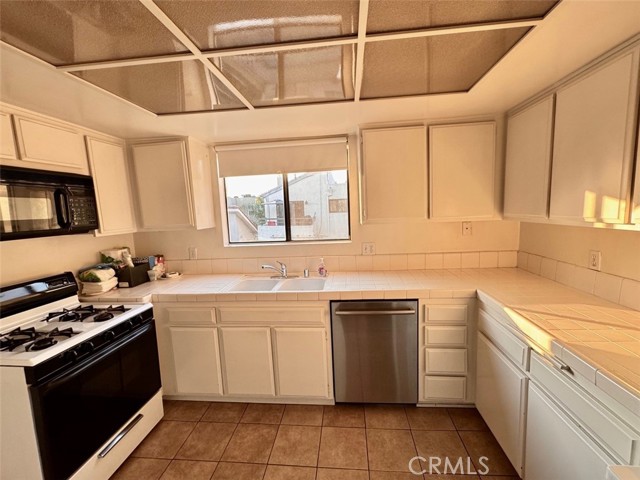 MLS #PW25173173 image #5