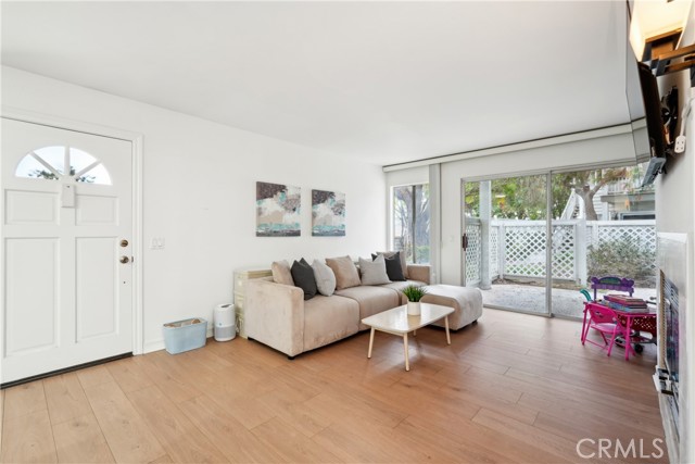 MLS #PW25173380 image #0