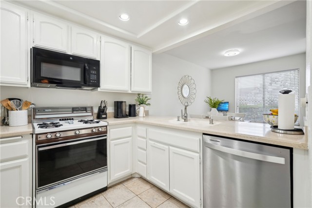 MLS #PW25173380 image #1