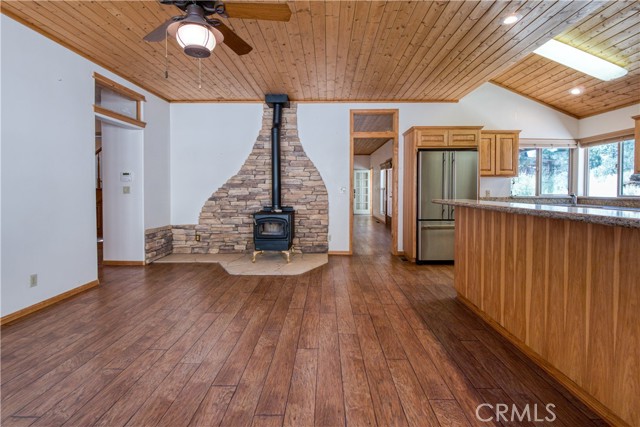 MLS #PW25176323 image #1