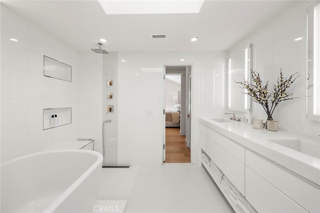 MLS #PW25176853 image #16