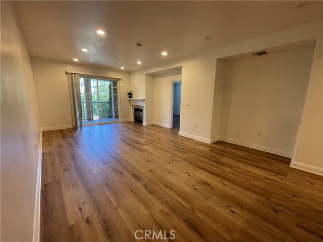 MLS #PW25178911 image #2