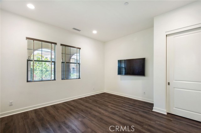 MLS #PW25183950 image #5