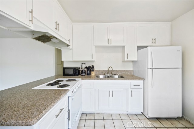 MLS #PW25184626 image #3