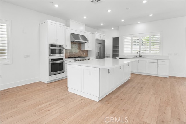 MLS #OC25182522 image #6