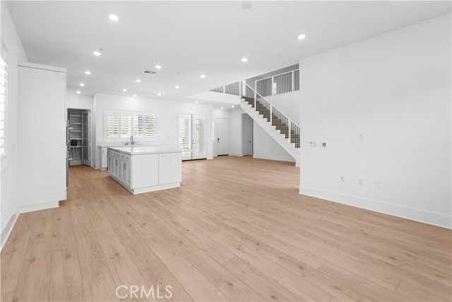 MLS #OC25182522 image #9