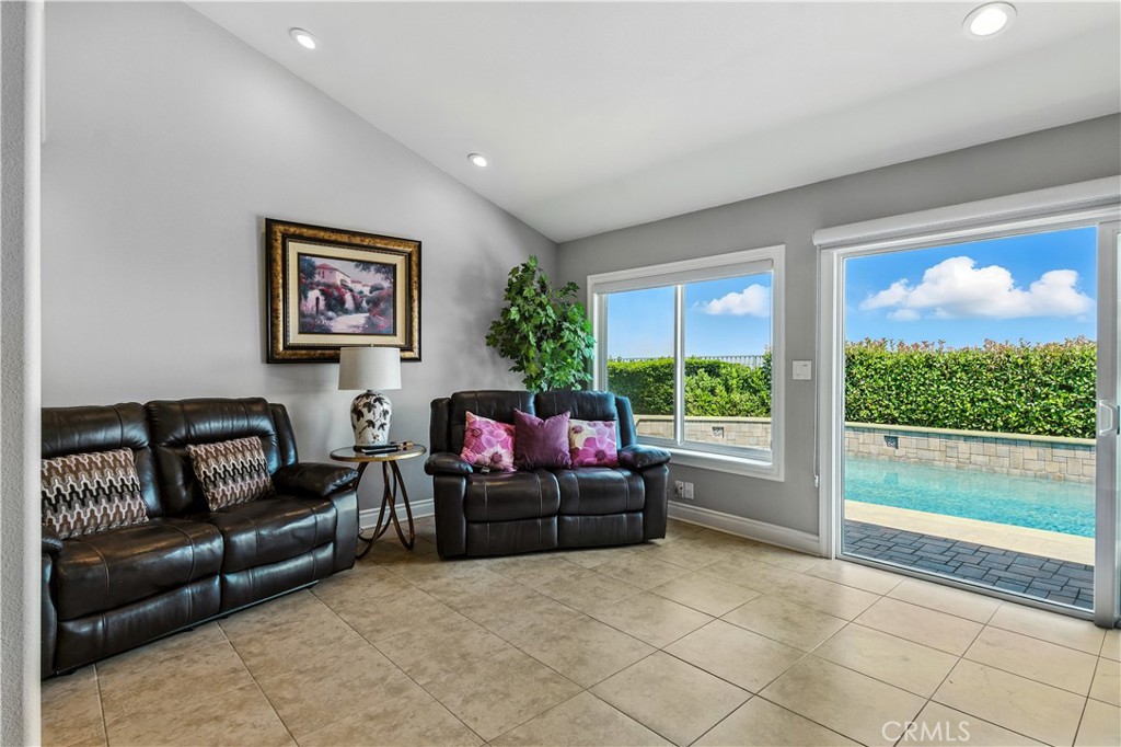 MLS #PW25186643 image #6