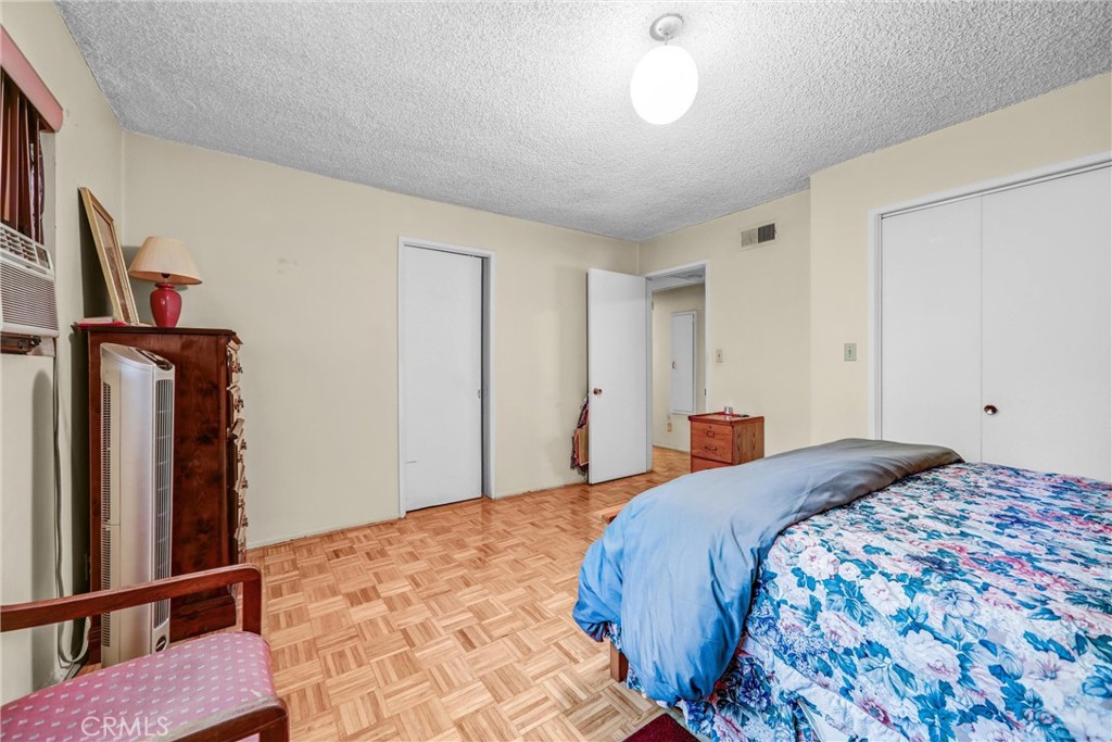 MLS #PW25187021 image #2