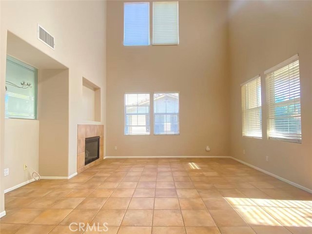 MLS #PW25187529 image #2