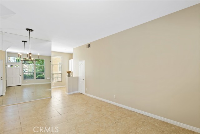 MLS #PW25188124 image #9