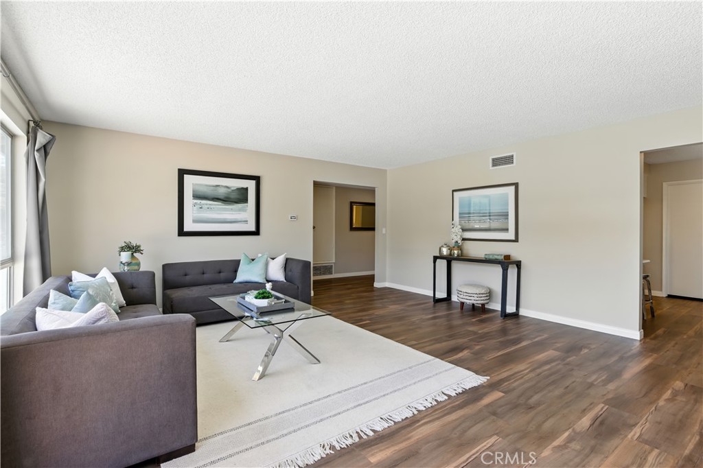 MLS #PW25189456 image #2