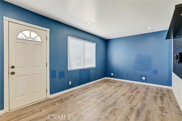 MLS #PW25189755 image #1