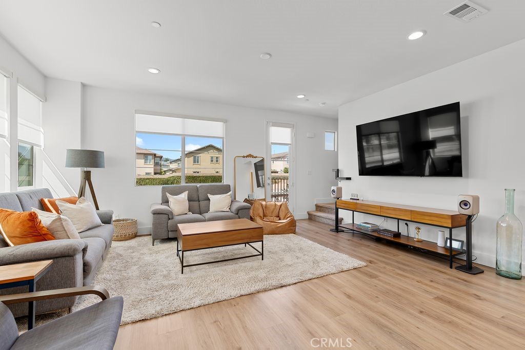 MLS #PW25189879 image #9