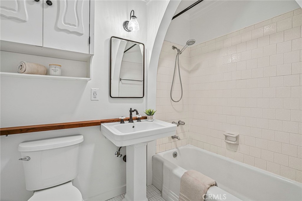 MLS #PW25190501 image #10