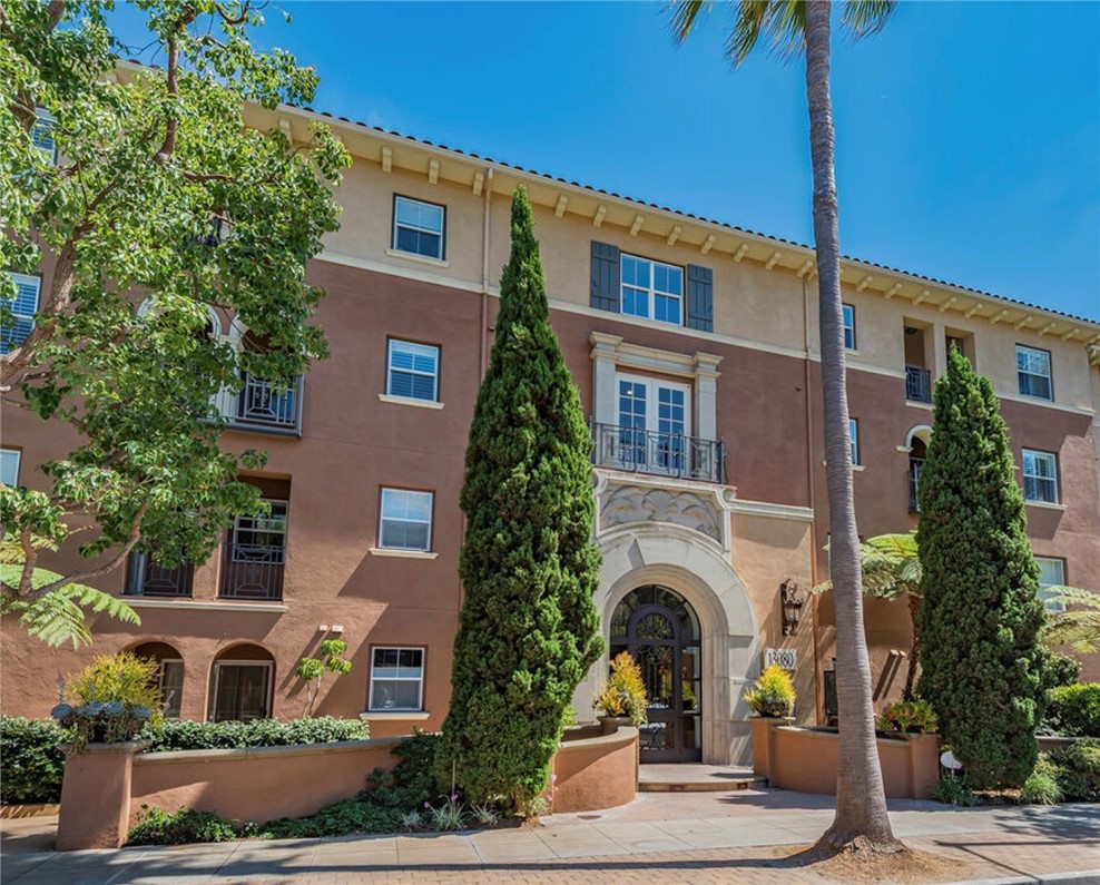 MLS #PW25198109 image #0