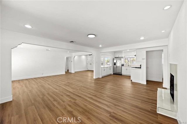 MLS #PW25198192 image #1