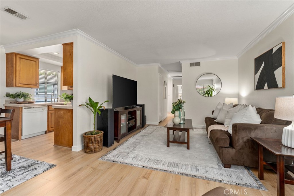 MLS #PW25198809 image #1