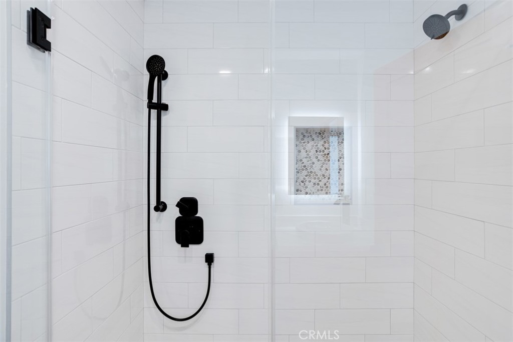 MLS #PW25199478 image #17