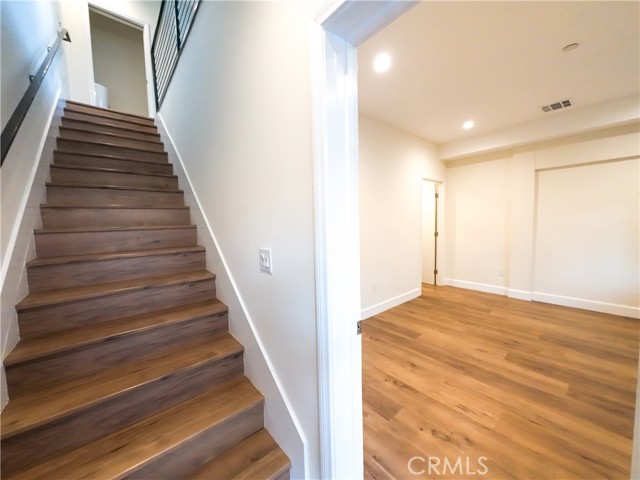 MLS #PW25199819 image #1