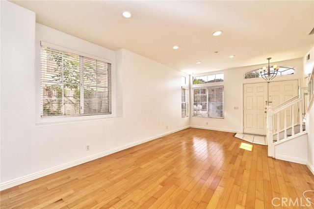 MLS #PW25199917 image #4