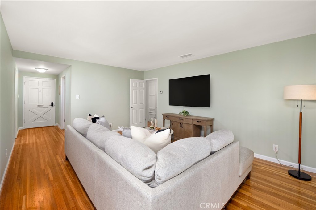 MLS #PW25200734 image #10