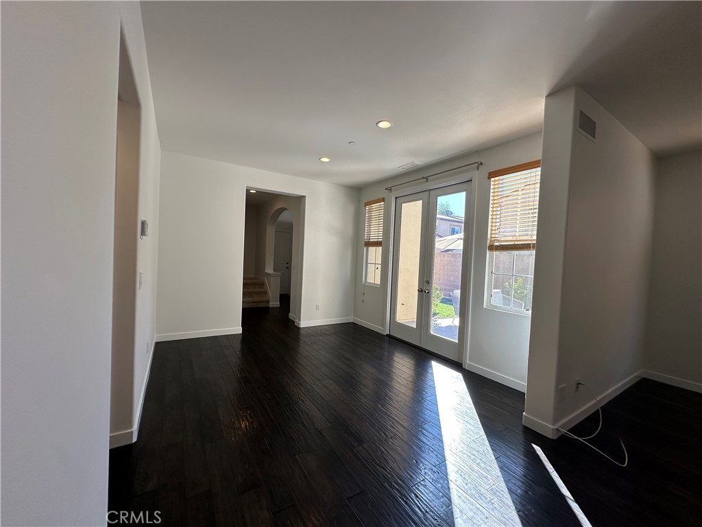 MLS #PW25200978 image #10