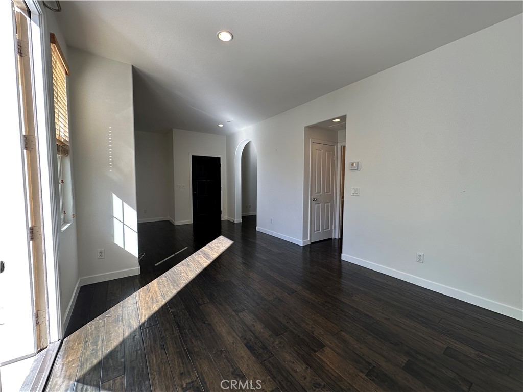 MLS #PW25200978 image #12