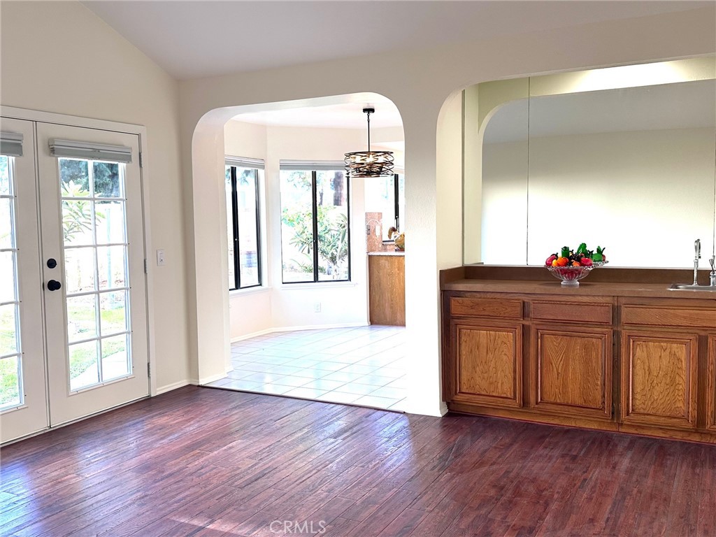 MLS #PW25201196 image #9